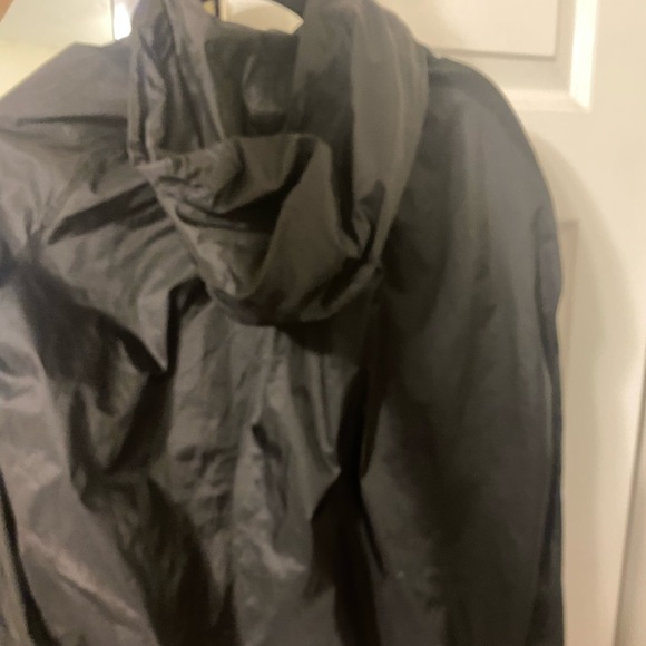 Lululemon Drawstring Hooded Jacket - Picture 5 of 7